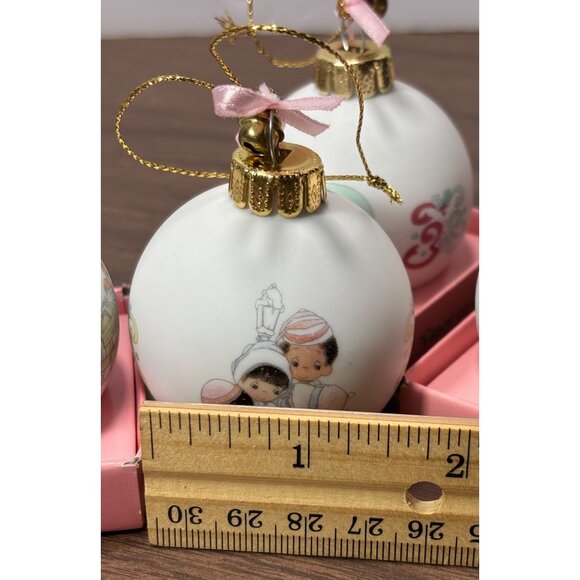 Precious Moments Tiny Trimmings Christmas Ornaments Set Of 6 VTG 1990s Porcelain - Picture 9 of 14